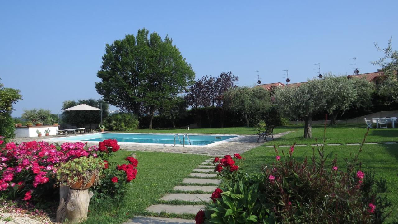 Il Gelso Di Barcuzzi Bed and Breakfast Lonato Buitenkant foto
