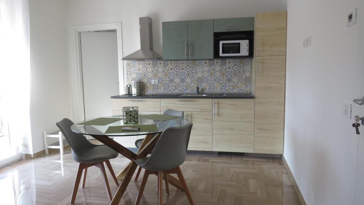 Il Gelso Di Barcuzzi Bed and Breakfast Lonato Kamer foto