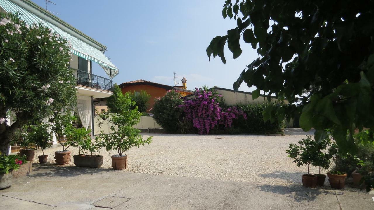 Il Gelso Di Barcuzzi Bed and Breakfast Lonato Buitenkant foto
